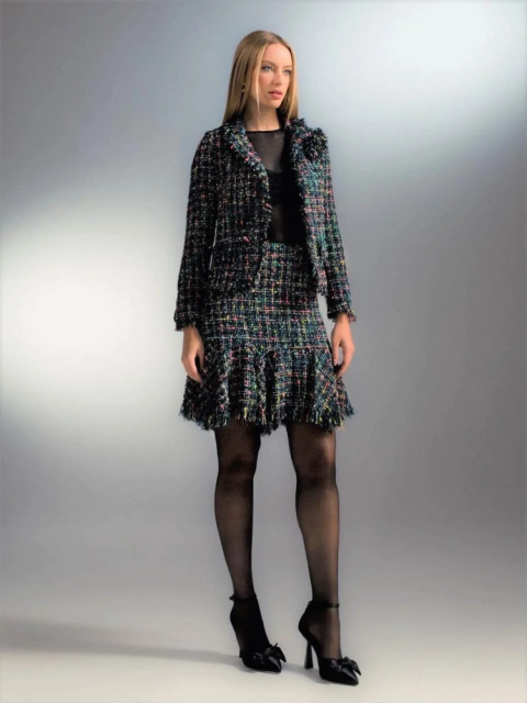 Saia Twerd Evasê Preta - Estilo Feminino e Elegante - Tamanho M