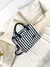 Tote rutina blanco y negro - comprar online