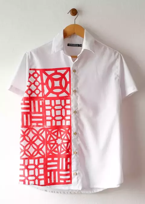 Camisa "Cobogó" N° 00 Vermelho