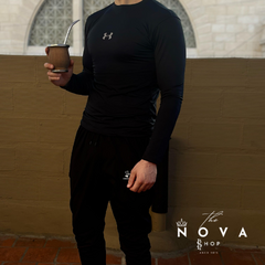 Imagen de CONJUNTO TERMICO UNDER ARMOUR (PREMIUM) + CAMPERA DE REGALO
