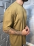 Camiseta Oversized Suedine Gola Média - Tabaco - comprar online