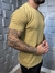 Camiseta Gola Média Suedine - castanho - comprar online