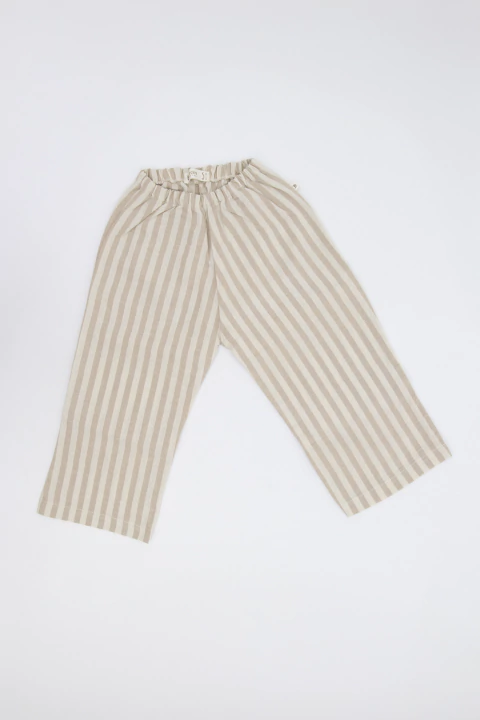 Pantalón Rayado Recto on internet