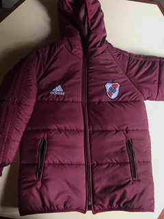 PROMO CAMPERÓN DE RIVER + BUZO MEDIO CIERRE DE REGALO - comprar online