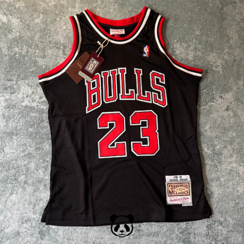 CAMISETA IMPORTADA NBA CHICAGO BULLS JORDAN 23 NEGRA