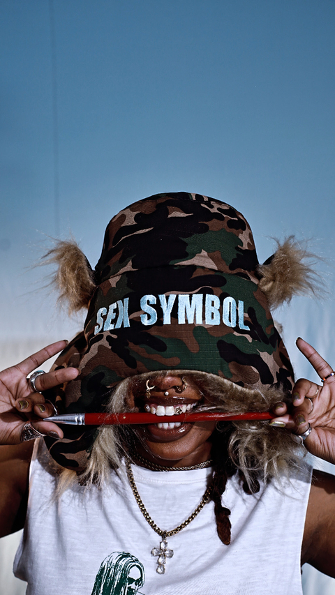 USHANKA SEX SYMBOL