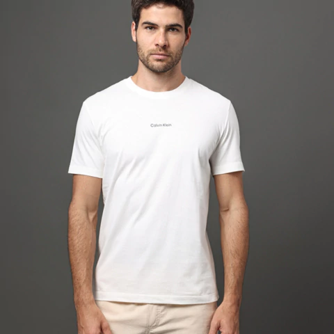 Camiseta Calvin Klein Algodão Orgânico Assinatura Off White