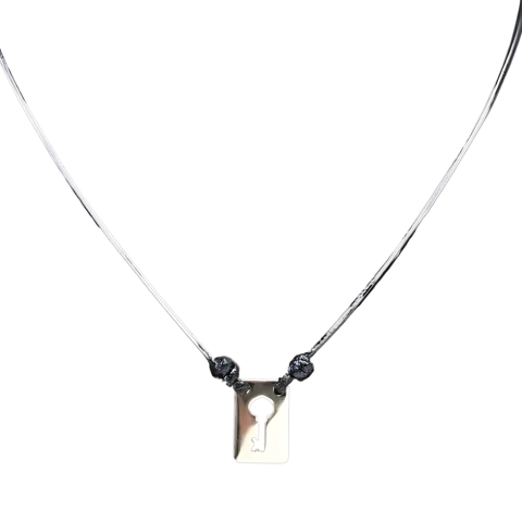 Colar Key Mero Couro Preto