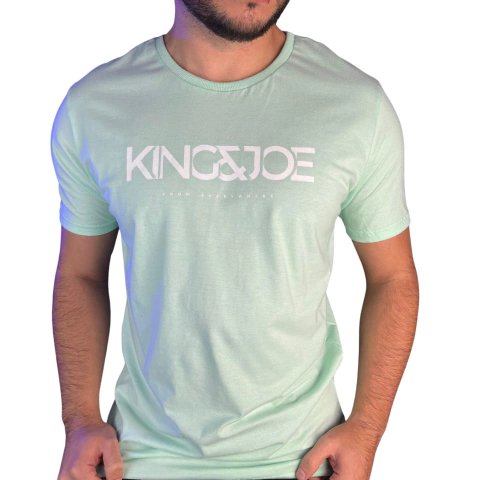 Camiseta King&Joe Sobreposto Verde Claro