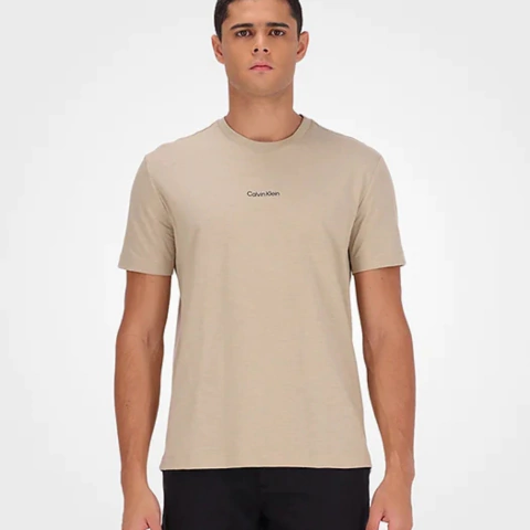 Camiseta Calvin Klein Flame Assinatura Caqui