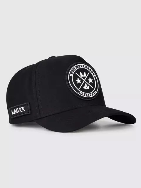 Bone MVCK Trucker Brasão Preto - comprar online