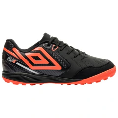 Chuteira de Society Adulta Umbro Pro 5 Bump Club Preta Coral