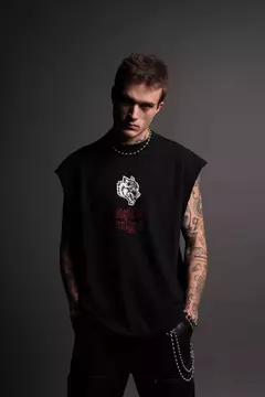 NUESTRO CORAZÓN"PREMIUM" MUSCLE TEE IN BLACK en internet