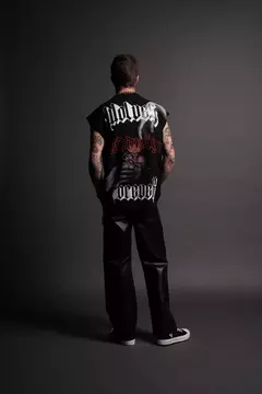 NUESTRO CORAZÓN"PREMIUM" MUSCLE TEE IN BLACK - GYMVIBES