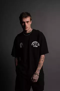 NFGU POWERHOUSE "PREMIUM" OVERSIZED TEE IN BLACK en internet