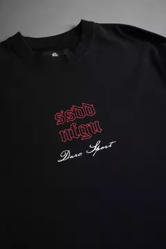 SACRED FIRE GRUNGE RAW HEM "BOX CUT" TEE IN BLACK - tienda en línea