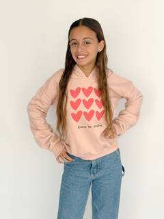 MAXIBUZO MULTICORAZONES Friza Nena con capucha en internet