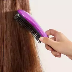 Escova Mágica De Desembaraçar Cabelo na internet