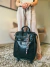 Imagem do Mala Bordo Para Notebook 15.6" Croco Com Rodinhas Feminina Charlotte Viccina