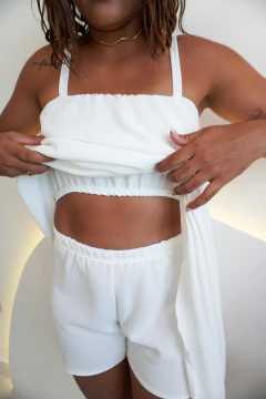 Imagem do Conjunto de blusa assimétrica e short