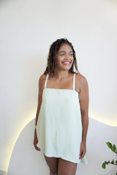 Conjunto de blusa assimétrica e short - comprar online
