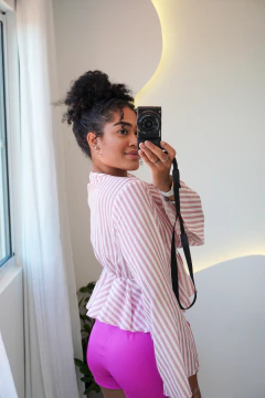 Blusa Listrada com Amarração na internet