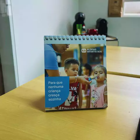 Calendário de Mesa 2025