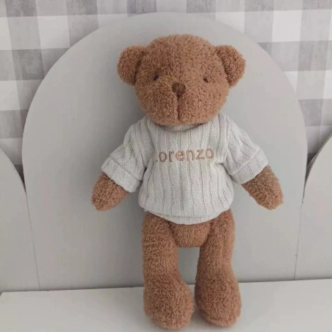 Urso Teodor com suéter 40 cm