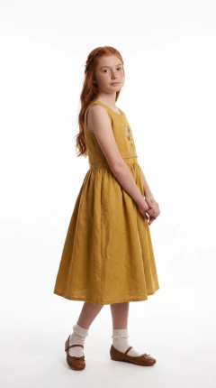 Vestido de linho com bordado Flor de Outono mostarda - loja online