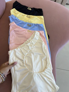 BODY ESLO UMA ALÇA (COSTA NUA) na internet