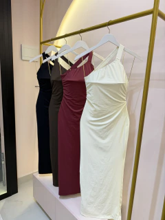 VESTIDO MIDI COSTA NUA