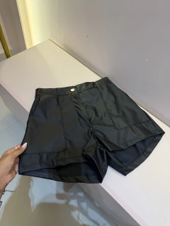 SHORT COURO - comprar online