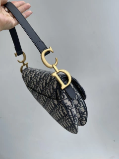 Bolsa Saddle Oblique na internet