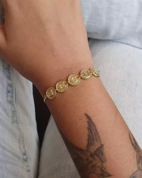 Pulseira gravatinha jesus - Banhado a Ouro 18K - comprar online