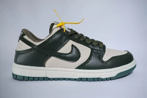 Nike Dunk Varsity Green
