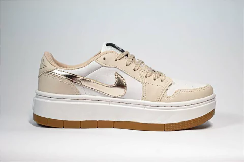 Nike Jordan Elevation Ouro