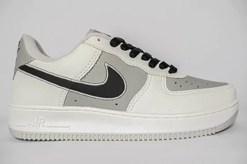Nike Air Force 1 Branco Preto Bordado