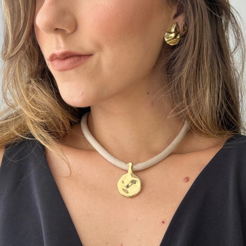 Imagem do Colar Veludo