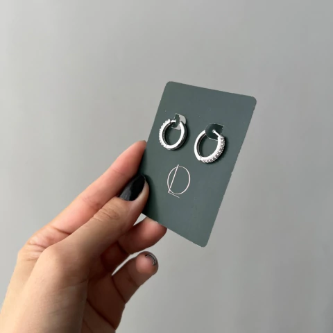 Argola Fina Cravejada