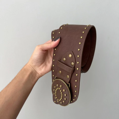 Cinto Sasha na internet