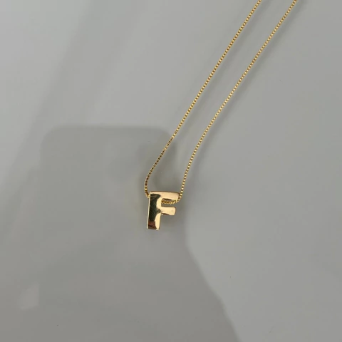 Colar Letra Lisa - loja online