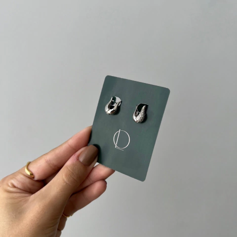 Brinco Gotinha Cravejada - Letícia Oliveira Semijoias