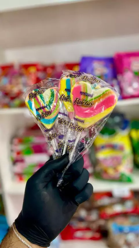 PALETA CORAZON MULTICOLOR x10u - comprar online
