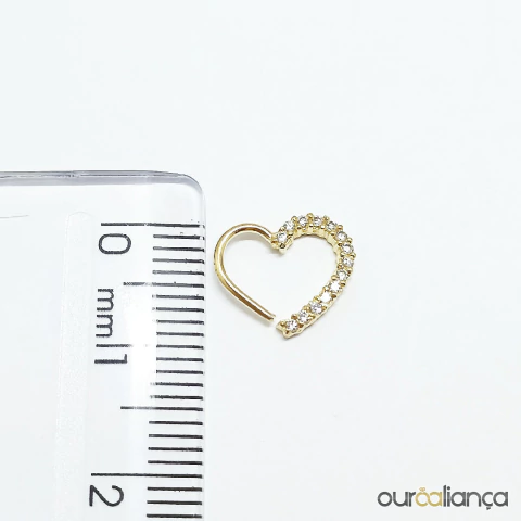 Piercing de Coração para Daith Orelha Esquerda em Ouro 18K