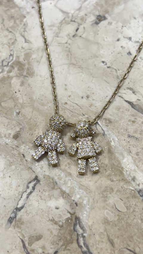 Pingente Menina ou Menino com pedras, articulado, em Ouro18k