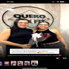 A sorteada @mungoellen veio buscar seu prêmio.