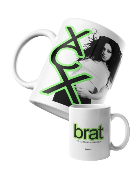 Caneca Charli XCX - Brat