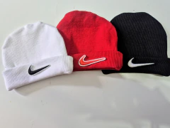 Touca ribana Canelada Nike - loja online