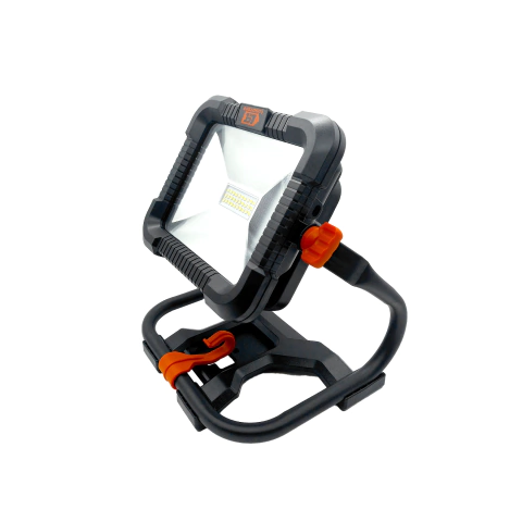 Reflector Led Recargable 18v 220v 2200Lms Lusqtoff Rl30-9B - comprar online