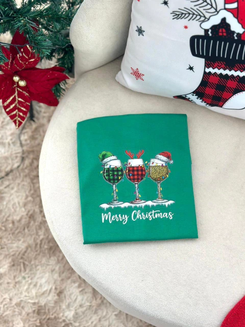 T-SHIRT UM BRINDE AO NATAL